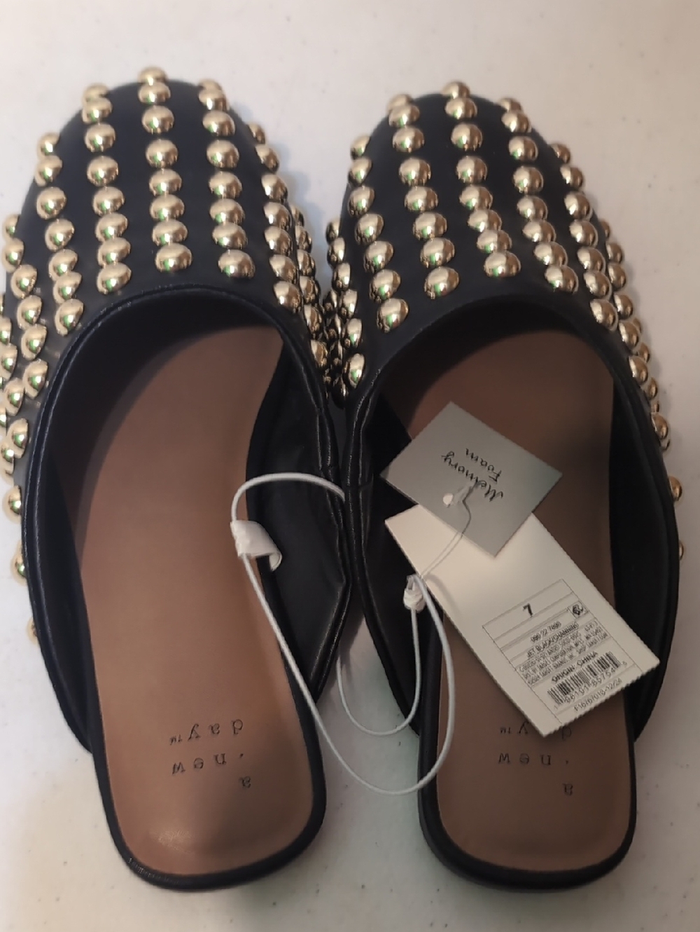 a new day Black Faux-Leather Studded Mules Memory Foam Size 7 NWT - Picture 3 of 7